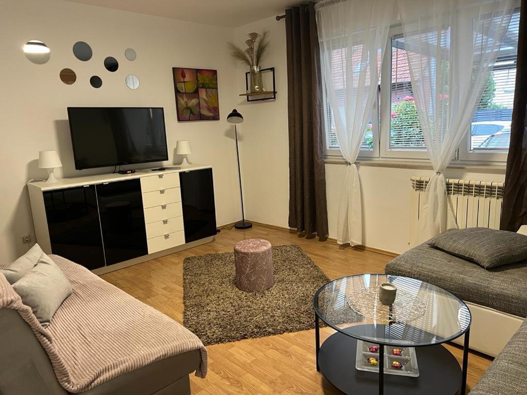 Apartman Lara Zagreb Eksteriør billede